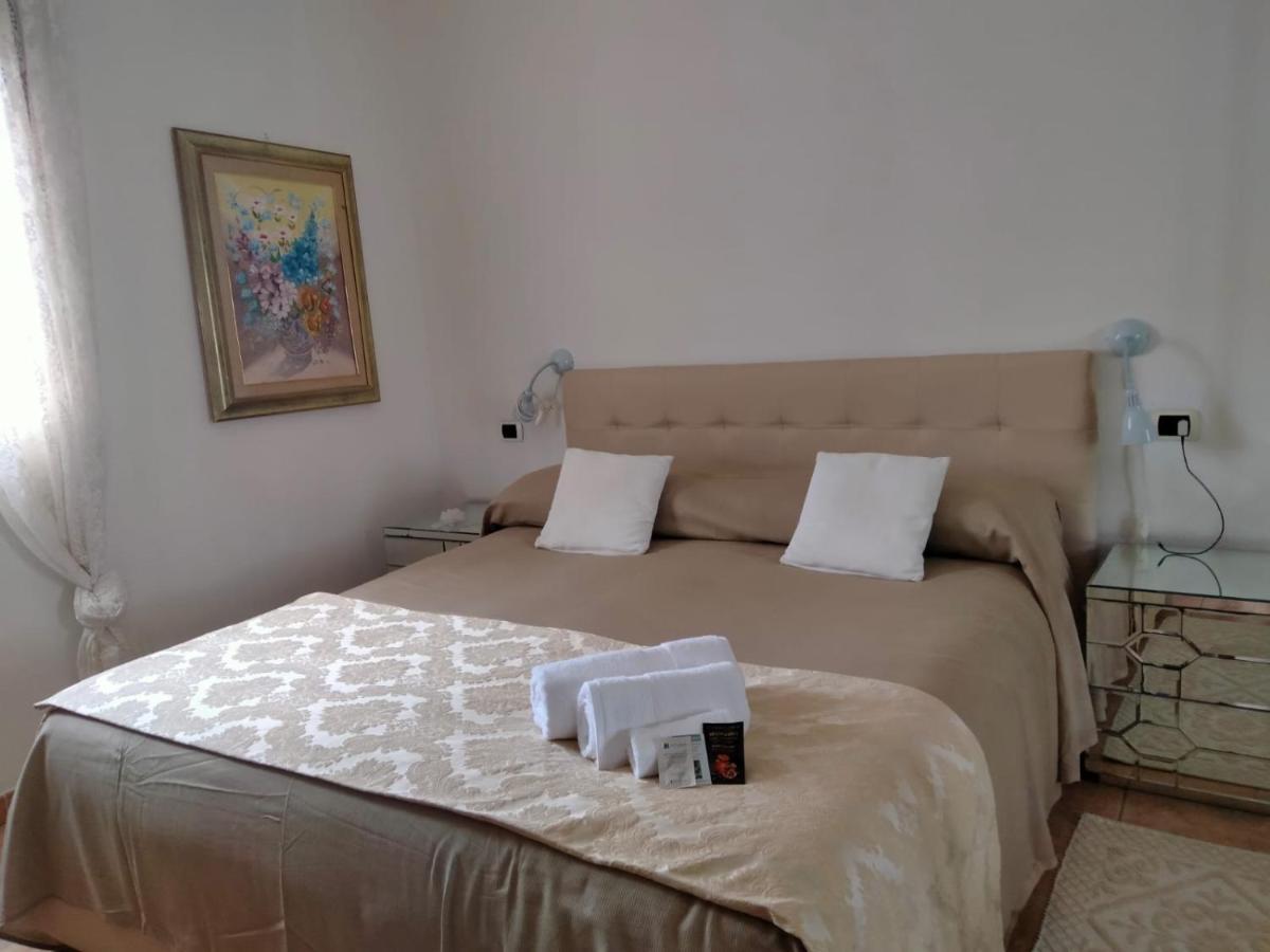 La Casa Dei Fenicotteri Bed & Breakfast Olbia Ngoại thất bức ảnh